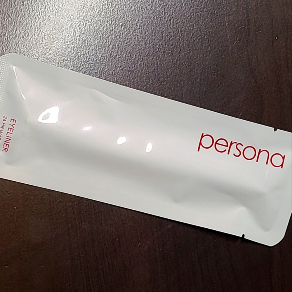 Persona 24hr Waterproof Eyeliner
